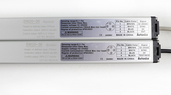 奧托尼克斯光幕.png 奧托尼克斯光幕.png